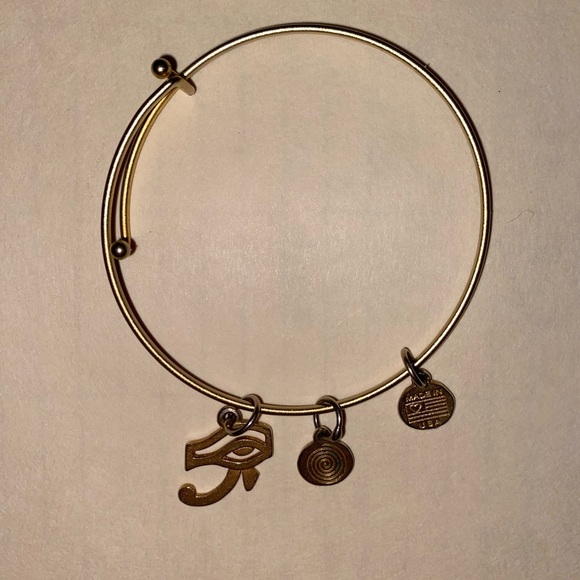 CLEA RAY Eye of Horus Charm Bracelet with Sliding Adjustable Catch Made in USA - Picture 5 of 12